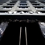 Manifacade